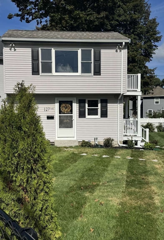 127 1/2 Bridge Street in Beverly