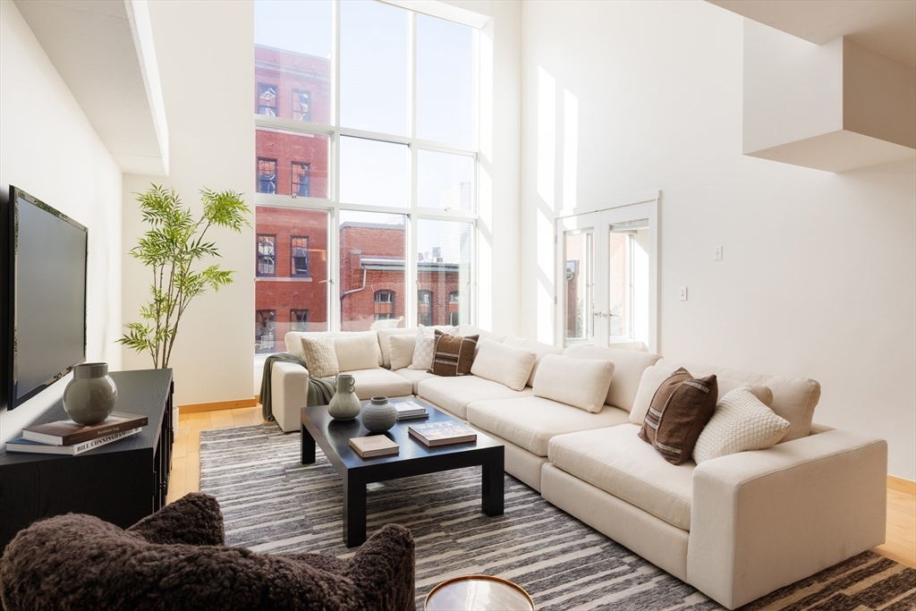 25 Channel Center St #409 in Boston