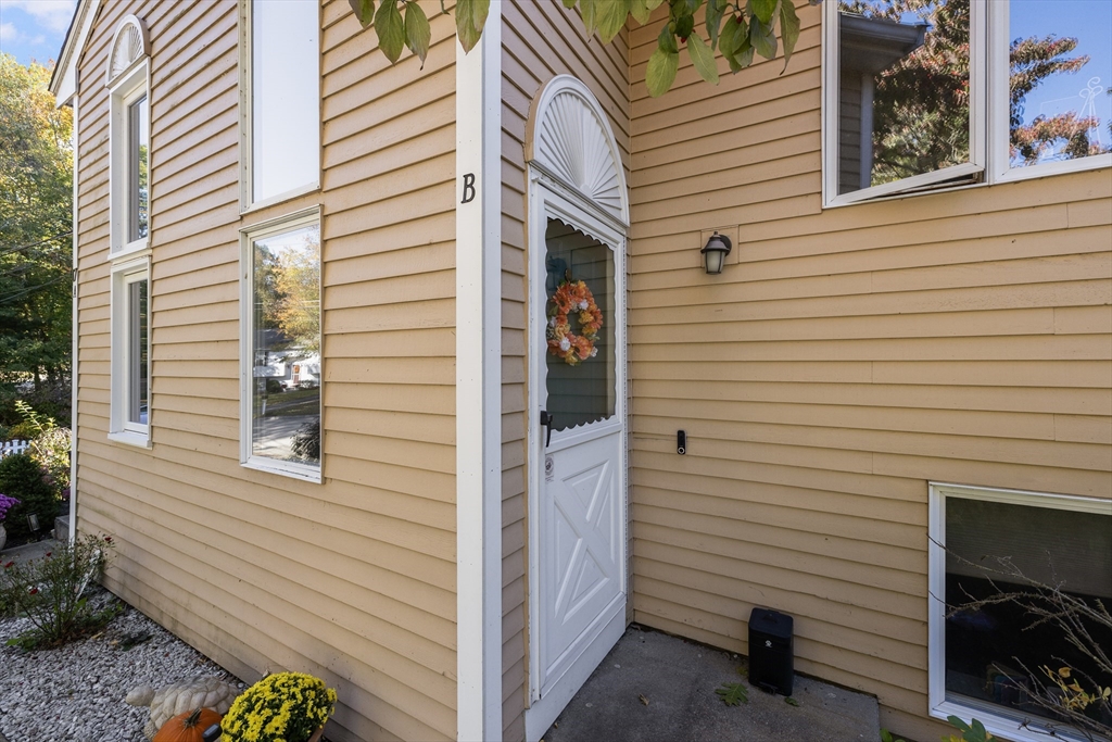 17 Cork Cir #B in Millville