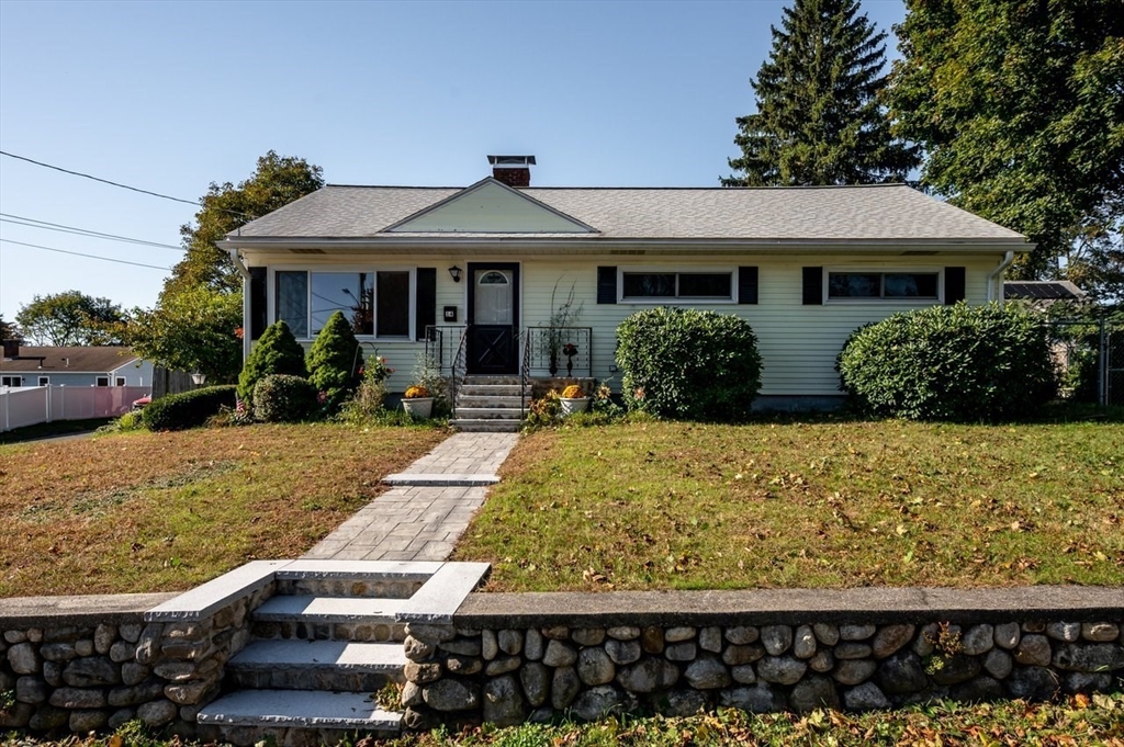 14 Coronet Ave in Methuen
