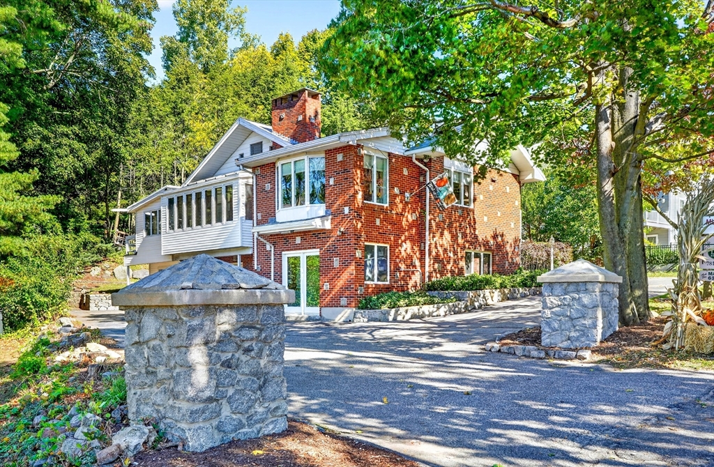 39 Buckman St in Woburn
