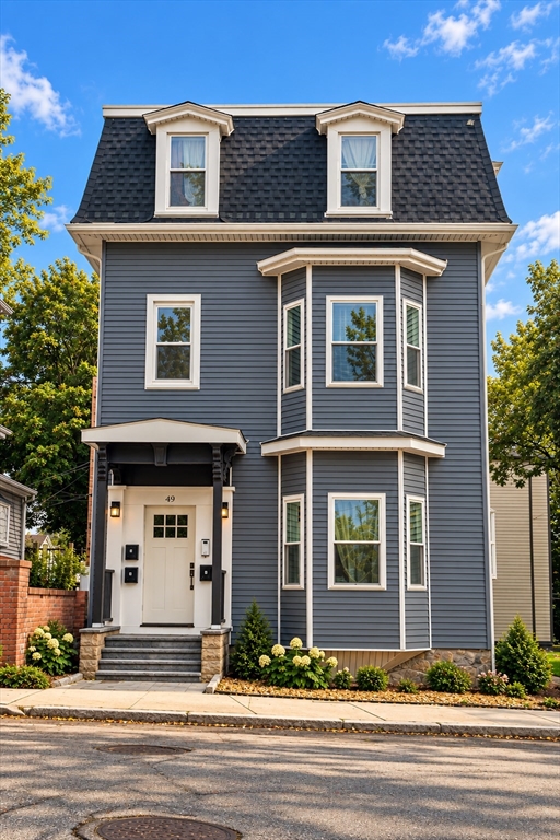 49 West Cottage St in Dorchester