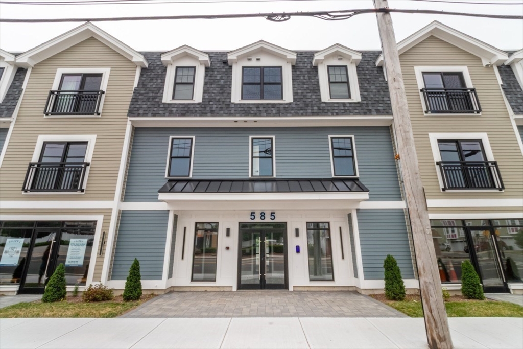 585 Washington Street #206 in Quincy