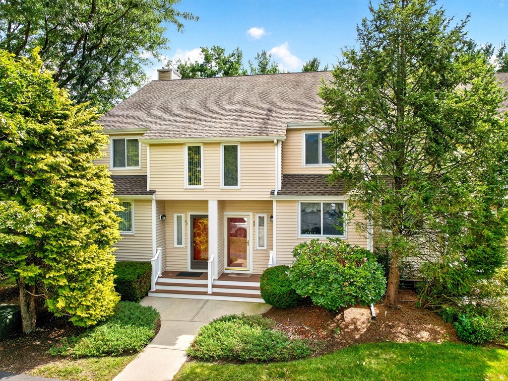 43 Gaslight Ln #43 in North Easton