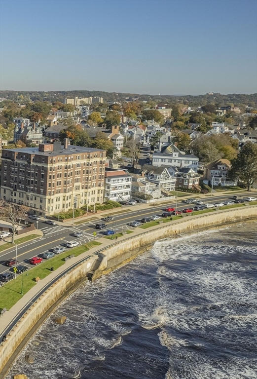 285 Lynn Shore Dr #409 in Lynn