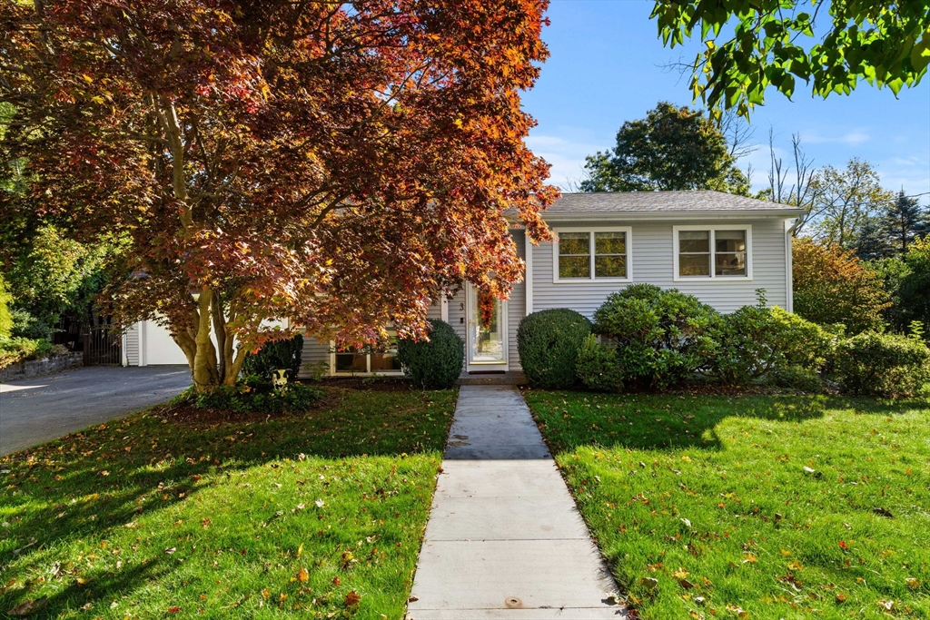 3 Lavalley Ln in Newburyport