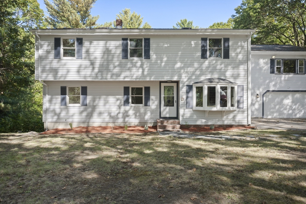 57 Brandeis Cir in Halifax
