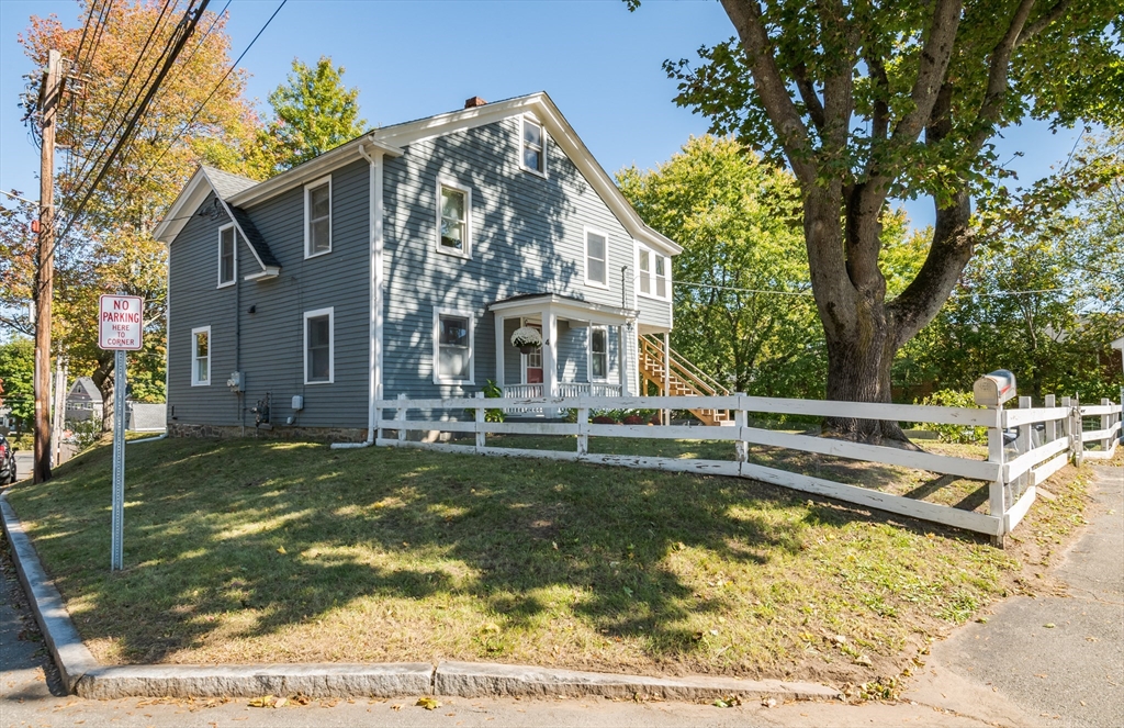 4 Pleasant St in Ipswich