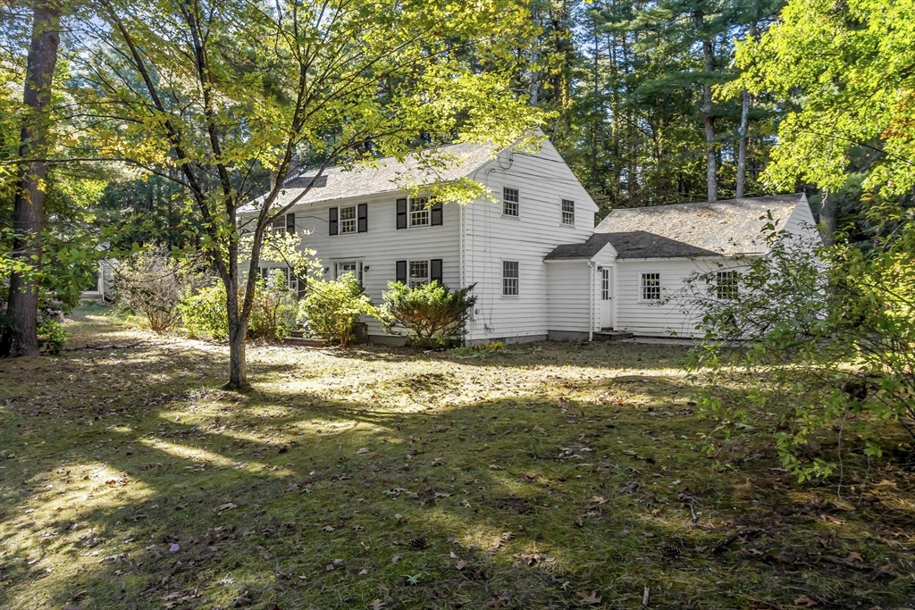 60 Lantern Ln in Stow