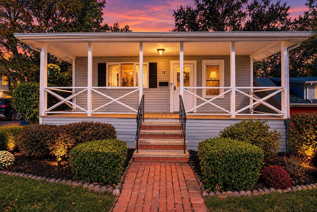 18 Lakeside Ave in East Weymouth