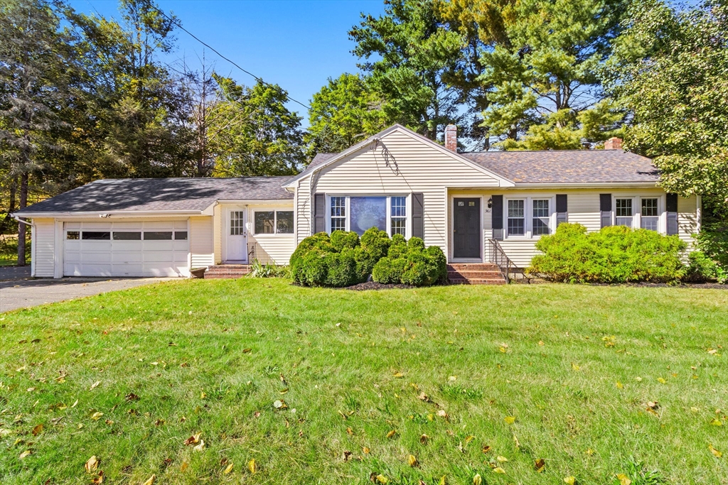 359 Hudson Street in Northborough