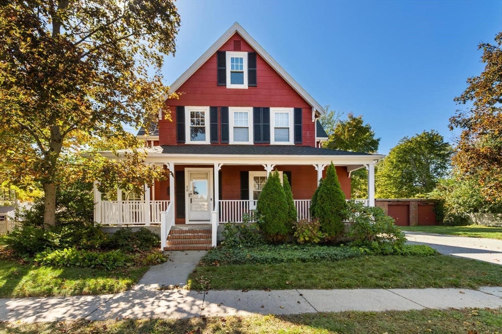 39 Forest St in Winchester