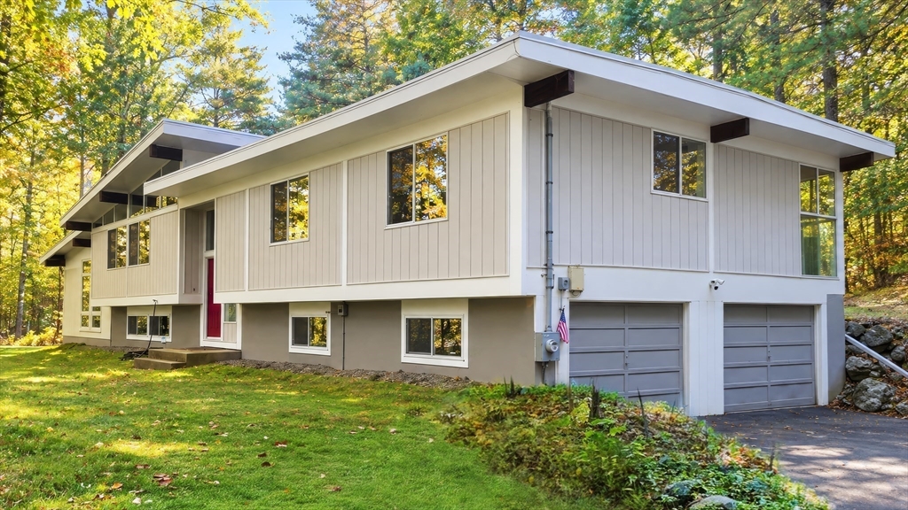 78 Maple Street in Northborough