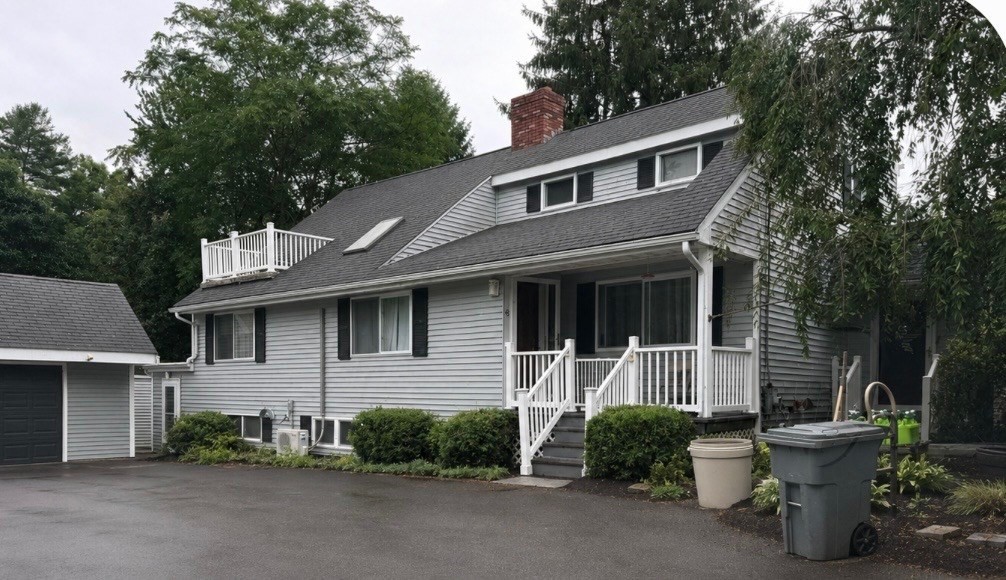 44 Kalmia Rd in Holbrook
