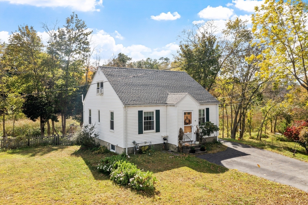11 Barker St in Danvers