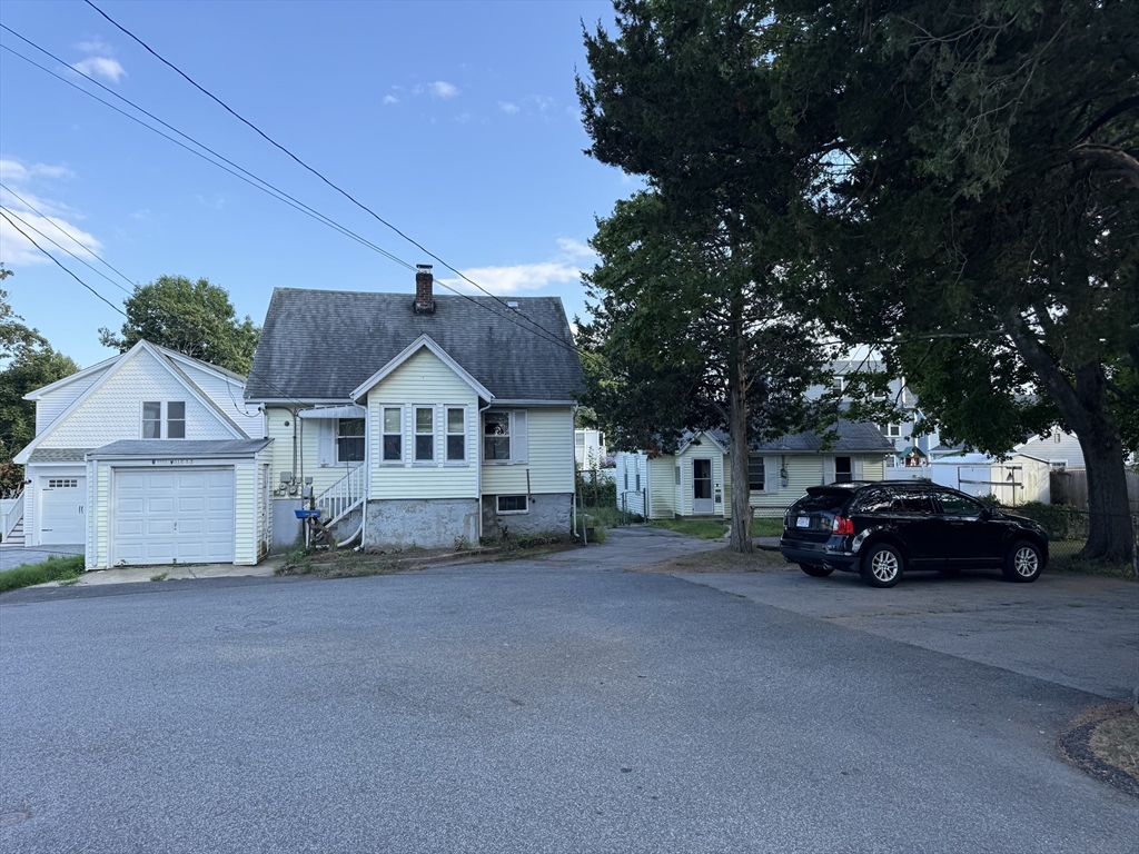 3 Somerville Ave in Braintree