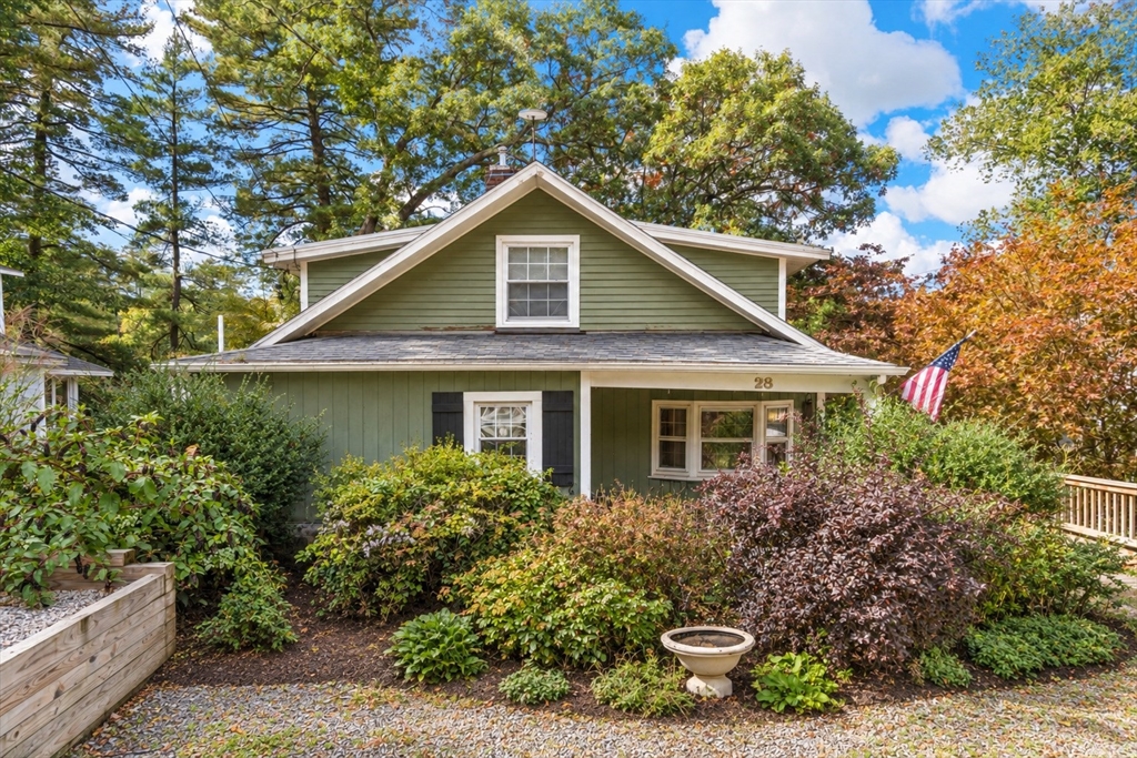 28 Davis Rd in Stow