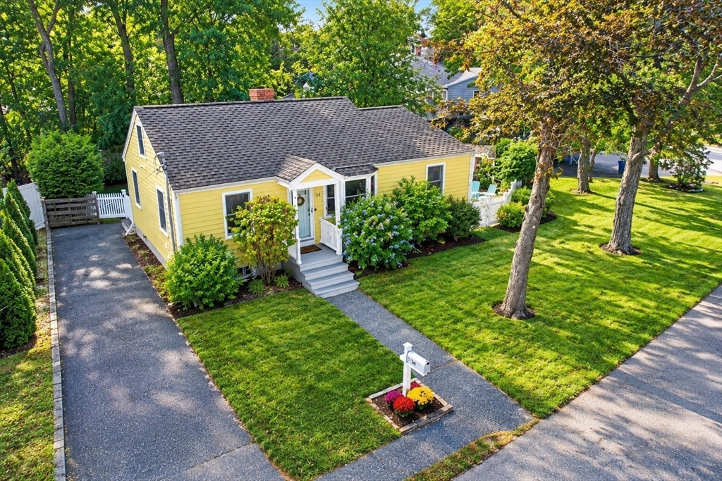 54 Joclyn Ave in Framingham