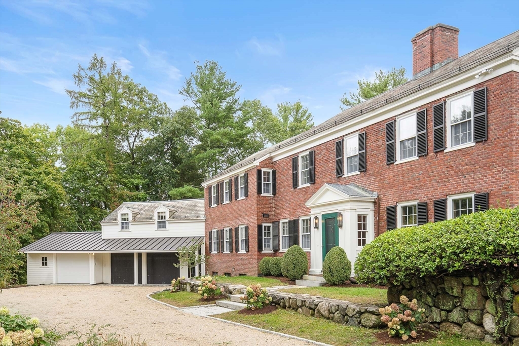 35 Sandy Pond Rd in Lincoln