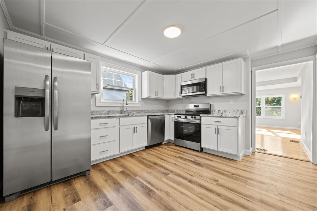 26 Neptune Street Court in Lynn