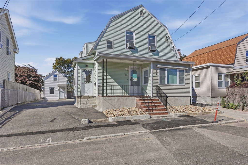 40 BUNKER HILL AVE in Lowell