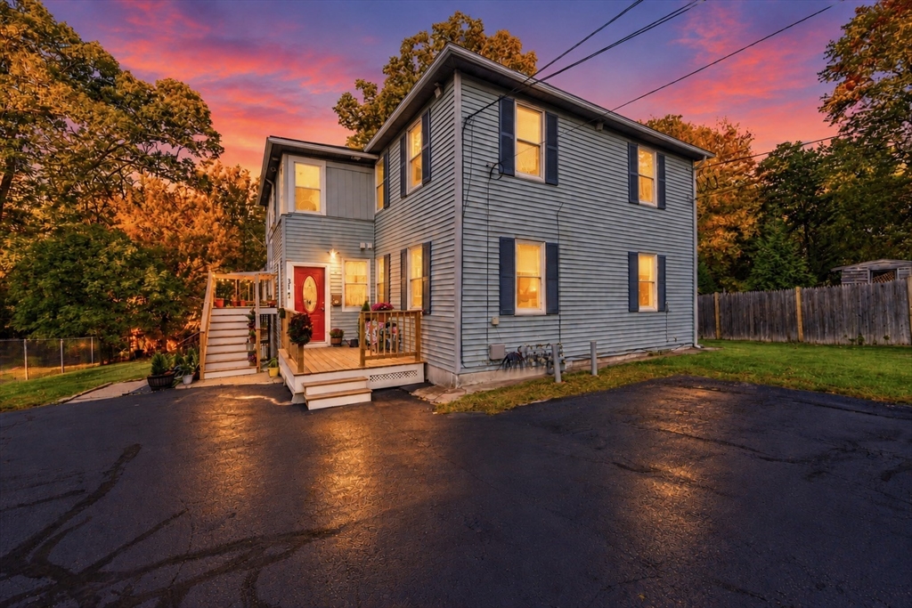 31 Thurston Avenue #31 in Northbridge