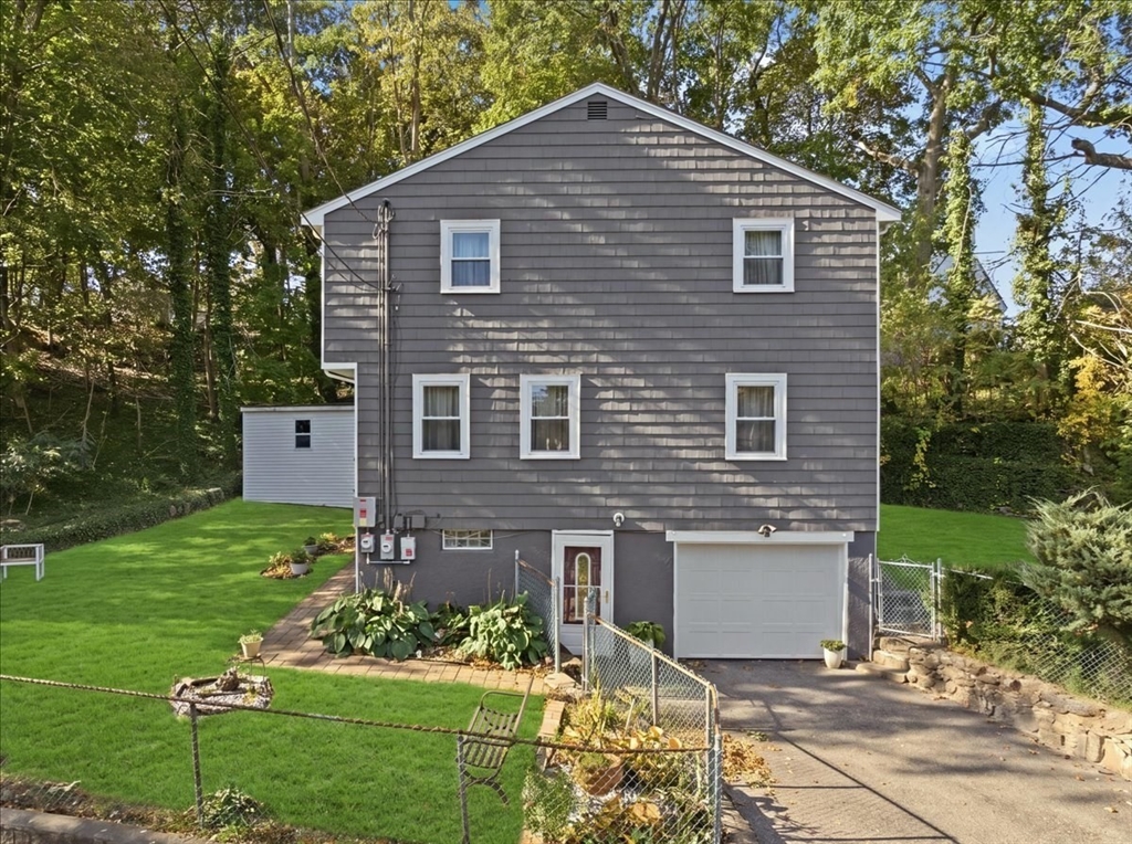 45 Decker St in Milton