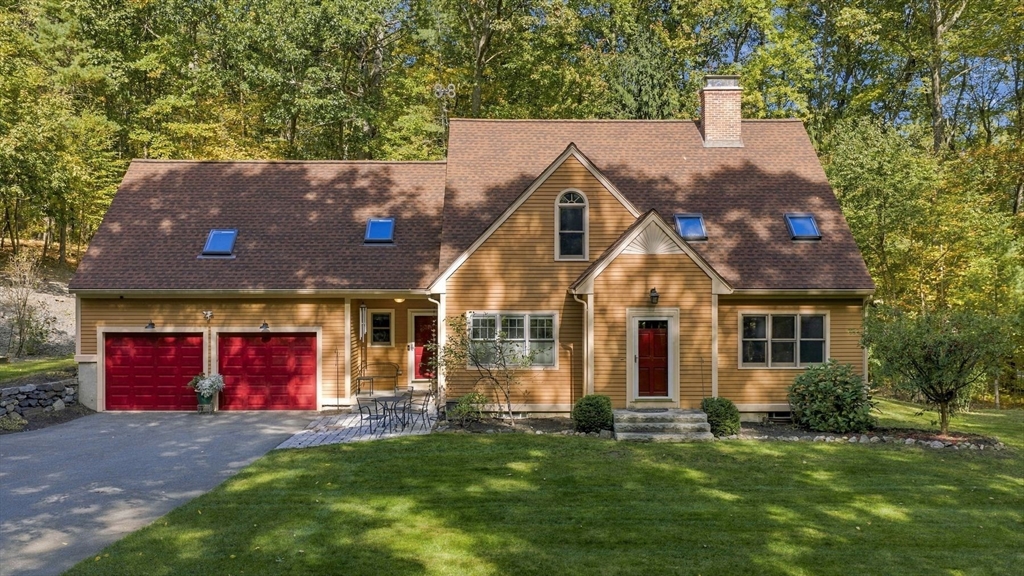 40 Harbor St in Pepperell