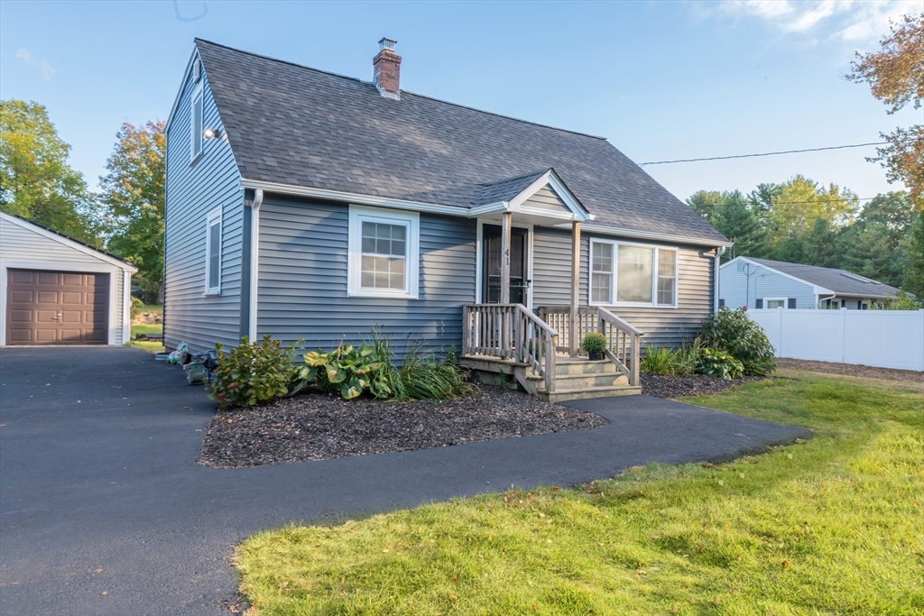 41 Silva St in Carver