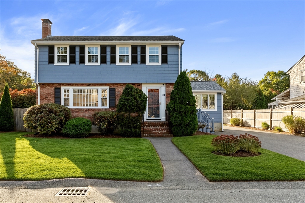 32 Nichols Ave in Avon