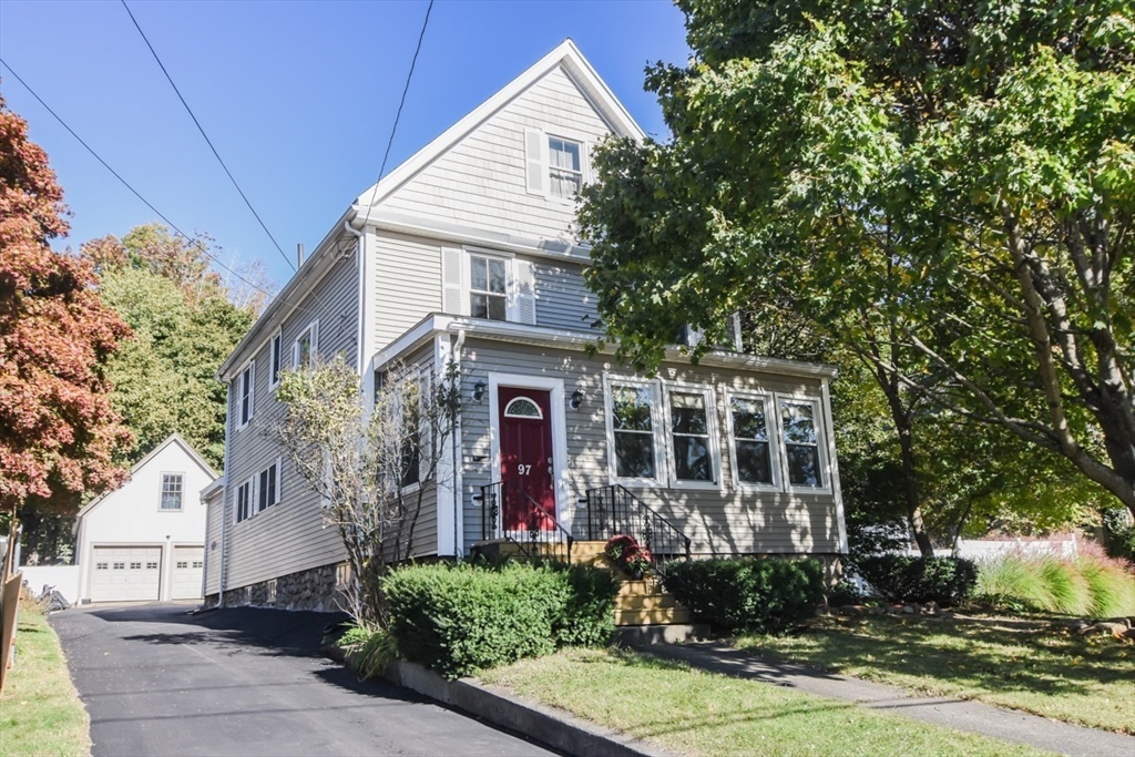 97 Dutcher St in Hopedale