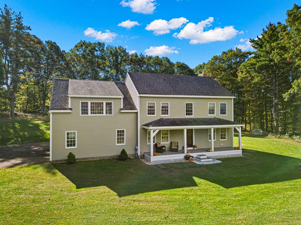 33 Archelaus Pl in West Newbury