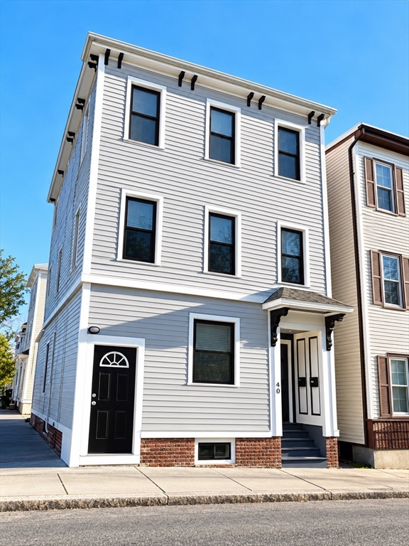 40 Jeffries St in Boston