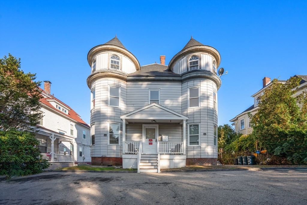 107 VERNON ST in Worcester