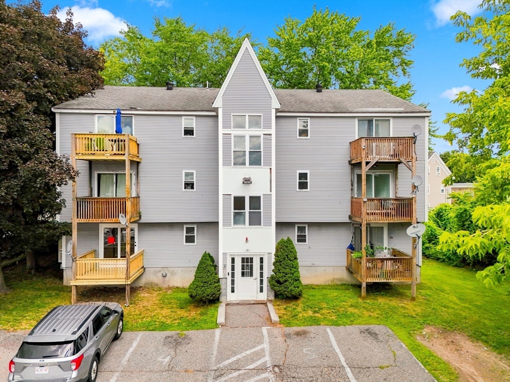 28 Ware St #1 in Lowell