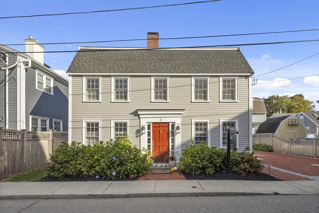 5 Salem St in Newburyport