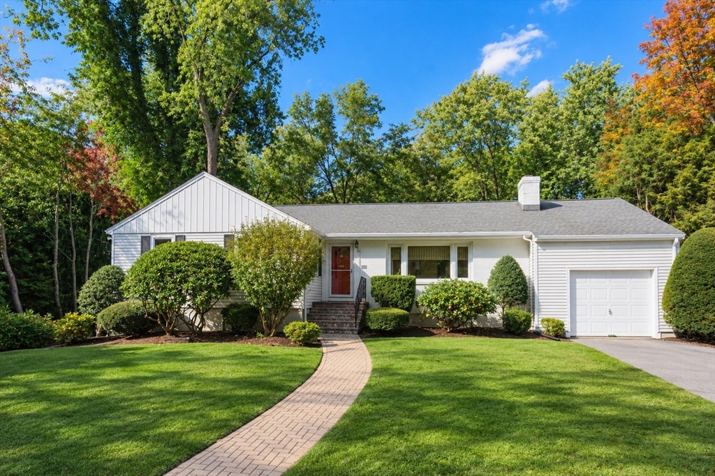 16 Stanley Road in Waban