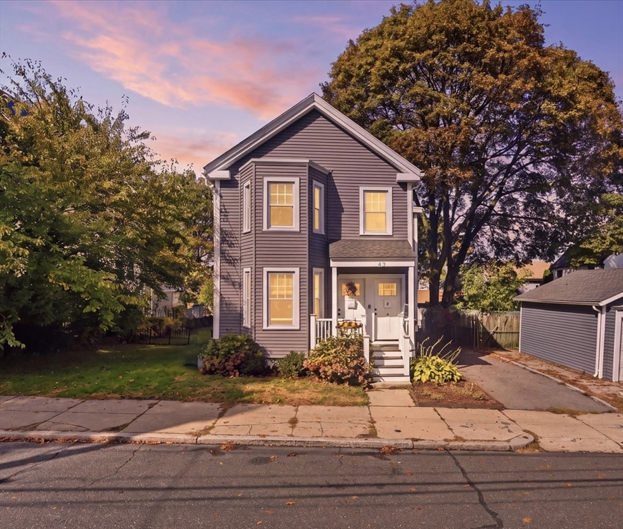 43 Cliftondale St #2 in Roslindale