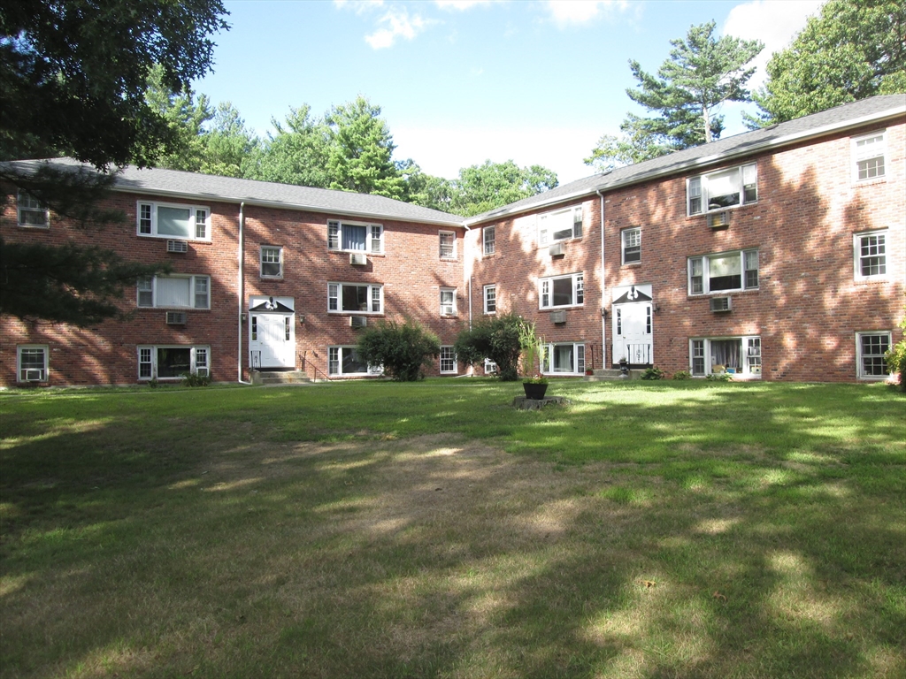 57 Daniels St #4 in Millis