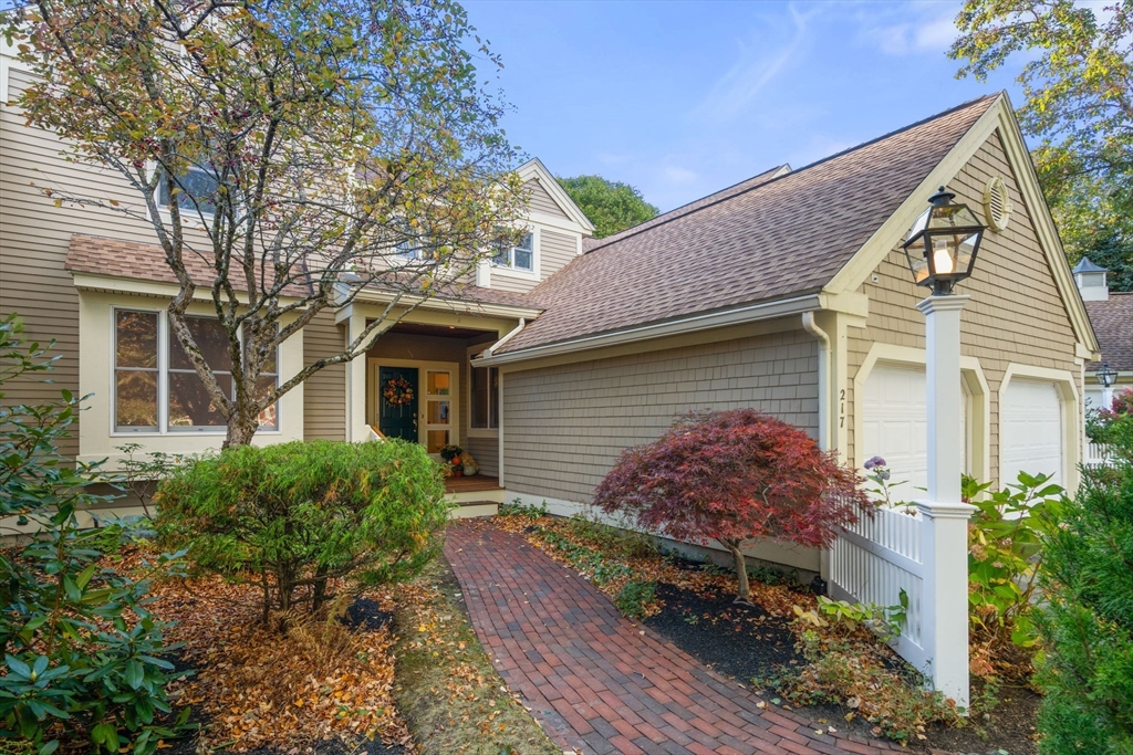 217 Nobscot Road #217 in Sudbury