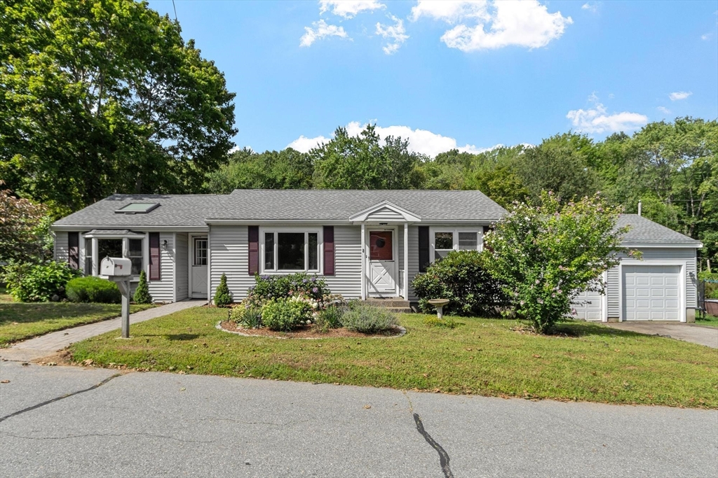 8 Story Acres Rd in Essex