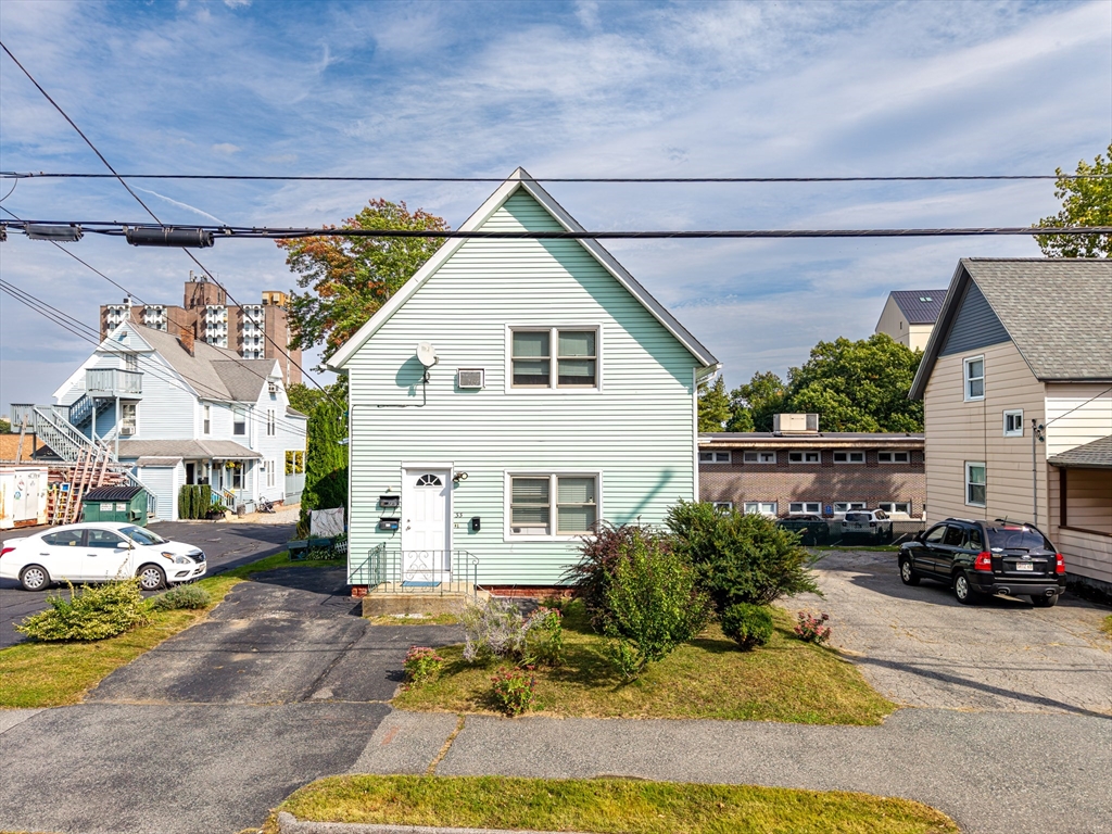 33 Coburn Ave in Worcester