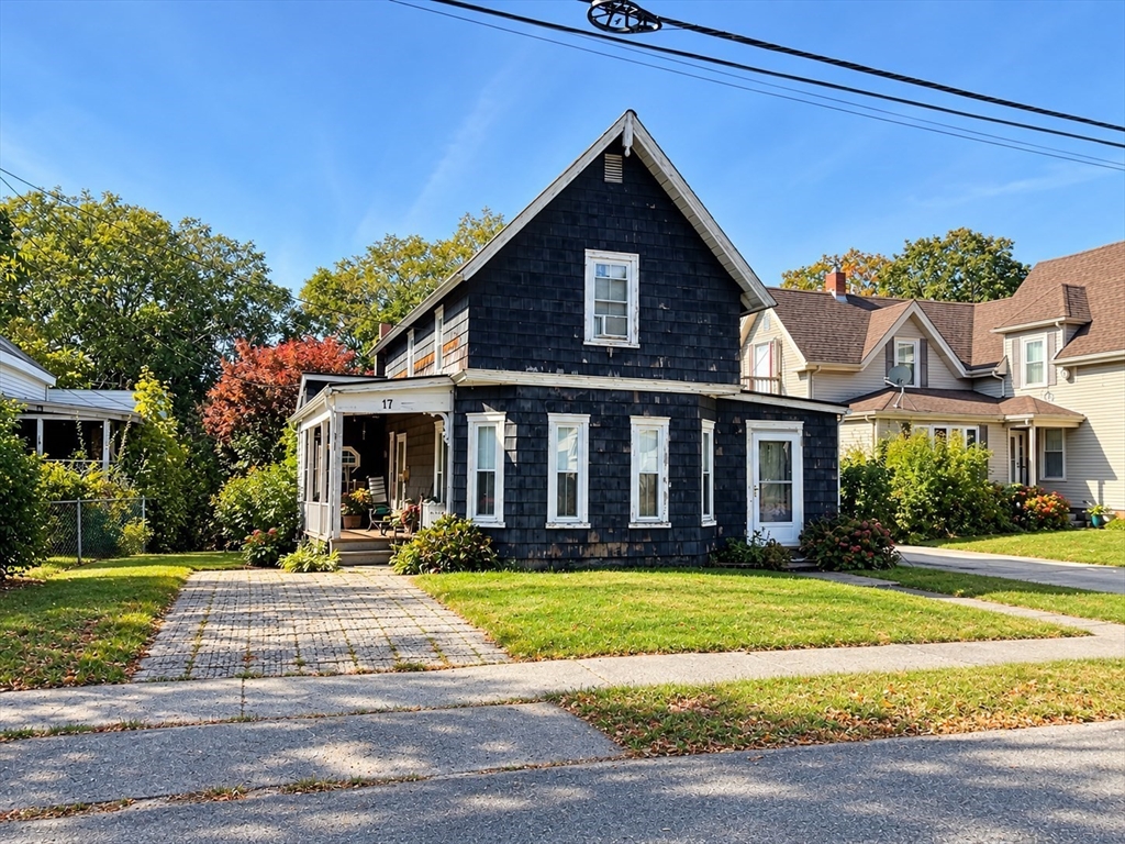 17 Rock Street in Middleboro