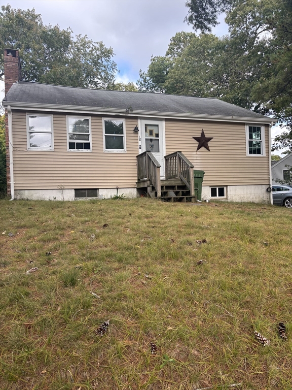 18 Buzzards Bay DR in Plymouth