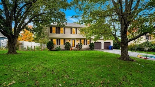 15 Tammie Road in Hopedale