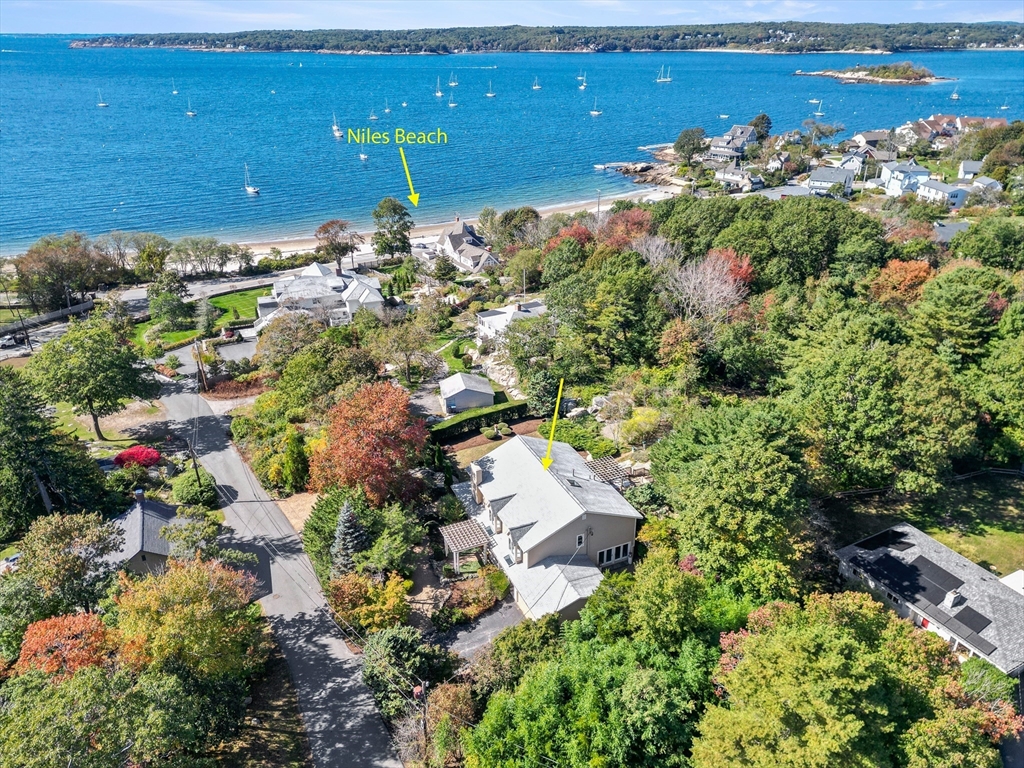 10 Stewart Ave in Gloucester