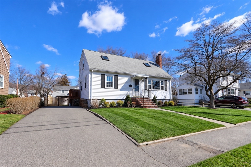 45 Redwood Drive in Norwood