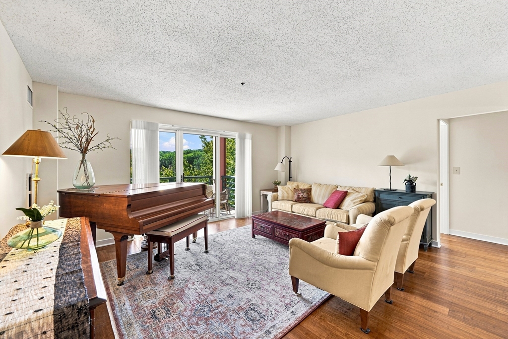 273 Cambridge Rd #505 in Woburn