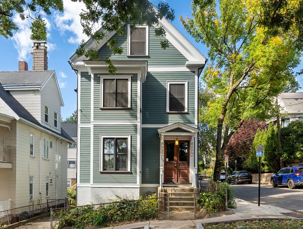108 School St in Somerville