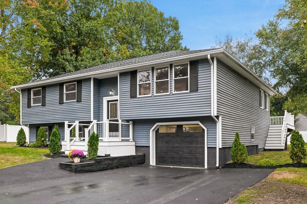 26 Meadow Dr in Middleton